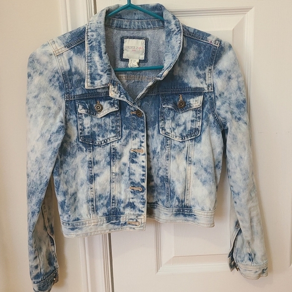 Forever 21 Other - Forever 21 Acid Wash Jean Jacket